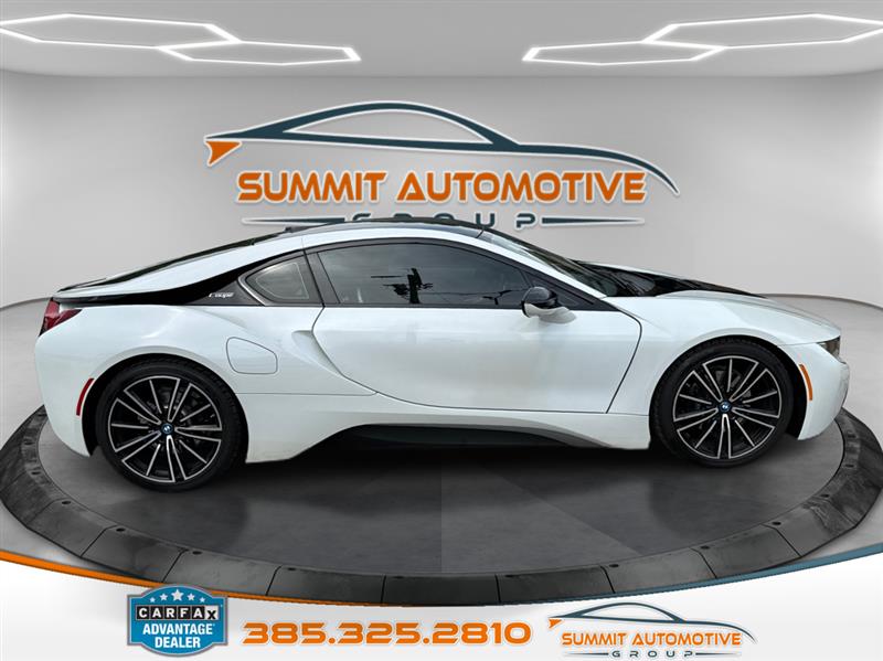 BMW i8  2019