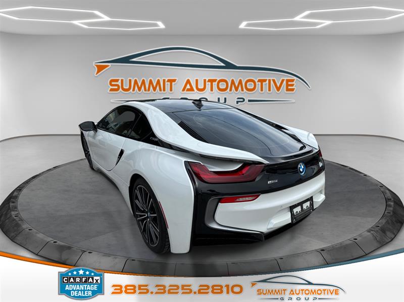 BMW i8  2019