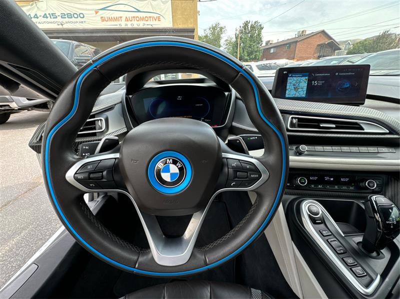 BMW i8  2019