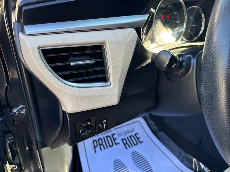 Toyota Corolla  2015