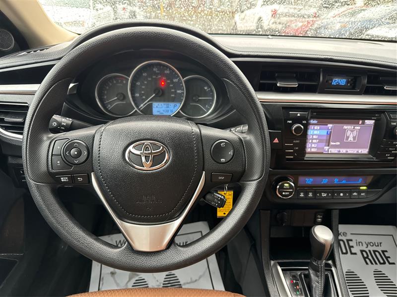Toyota Corolla  2015