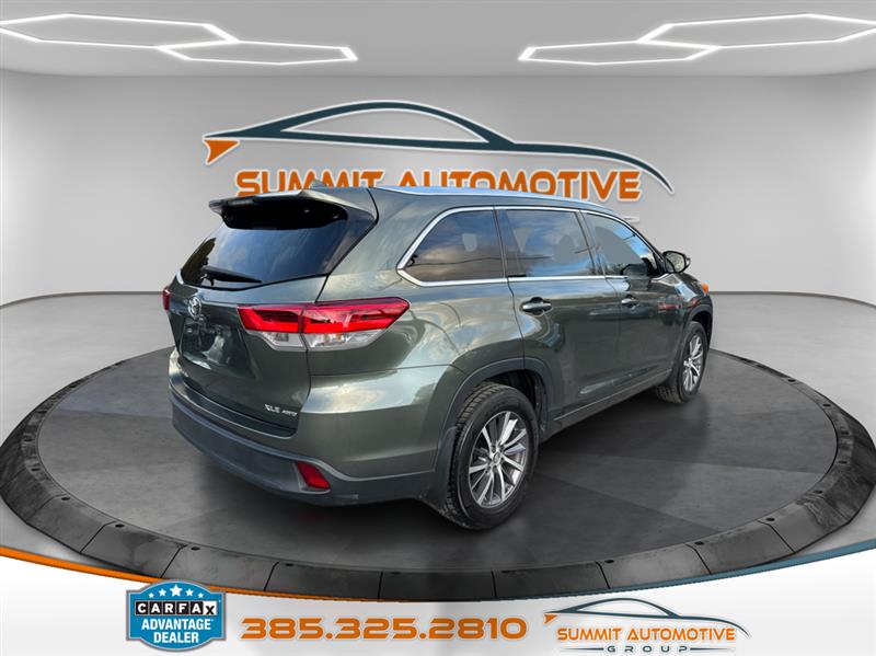 Toyota Highlander  2017