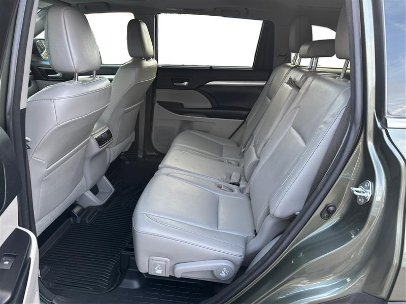 Toyota Highlander  2017