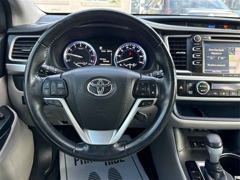 Toyota Highlander  2017