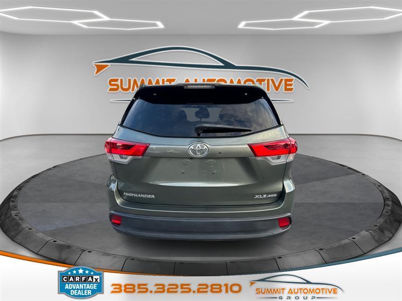 Toyota Highlander  2017