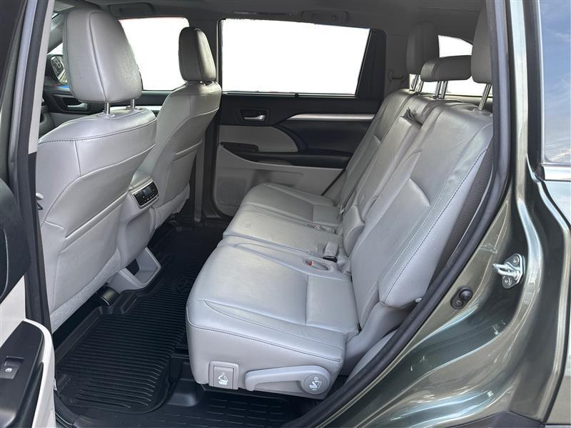 Toyota Highlander  2017