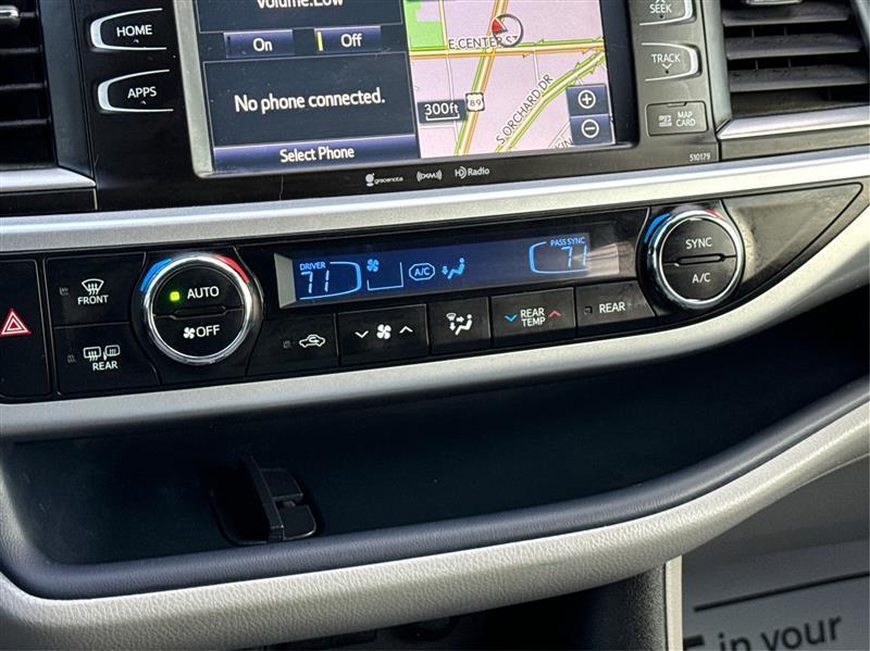 Toyota Highlander  2017