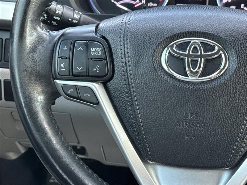 Toyota Highlander  2017