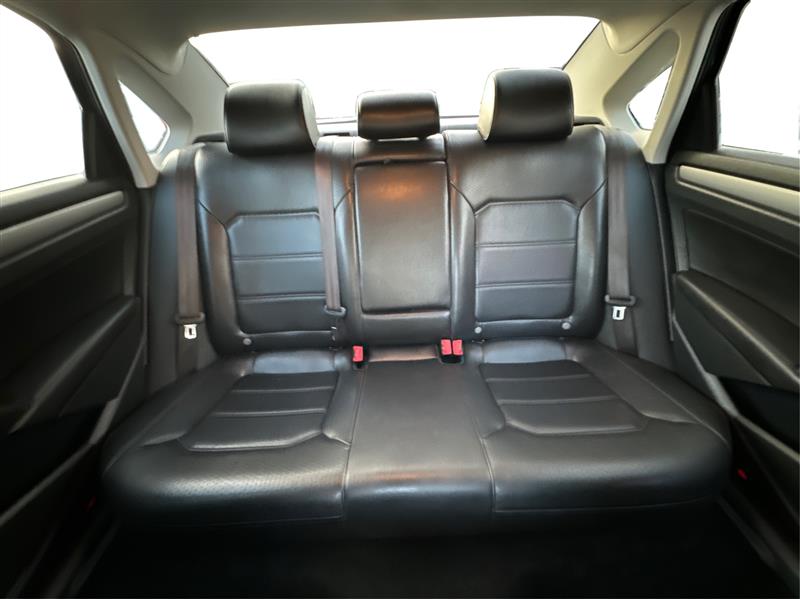 Volkswagen Passat  2015