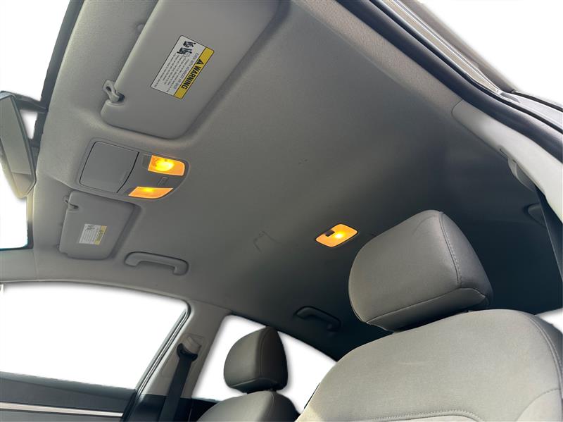 Hyundai Elantra  2020