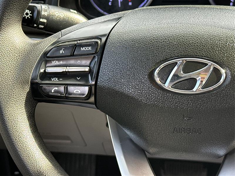 Hyundai Elantra  2020