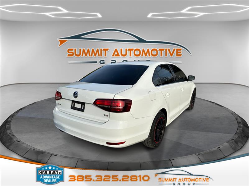 Volkswagen Jetta  2017