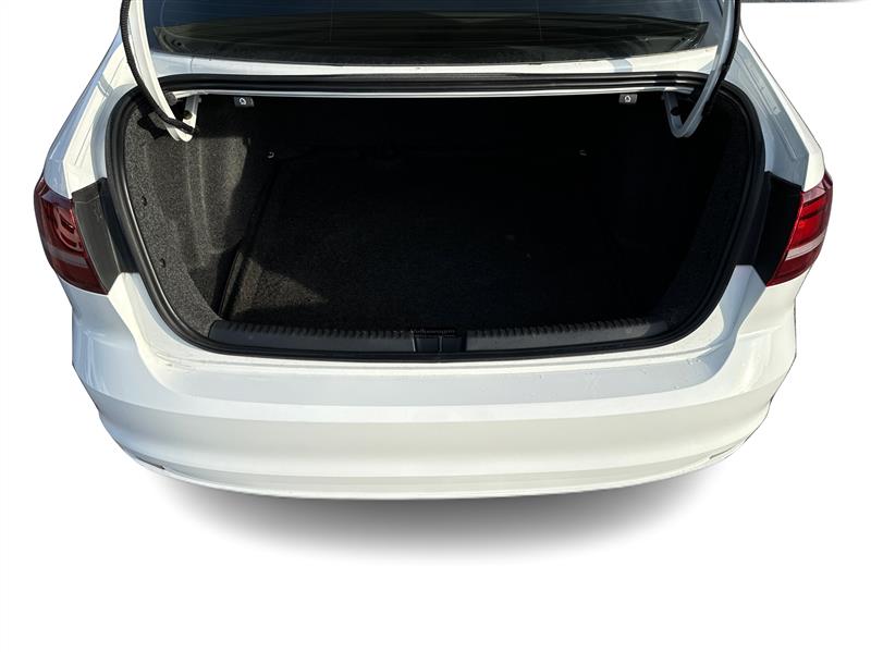 Volkswagen Jetta  2017