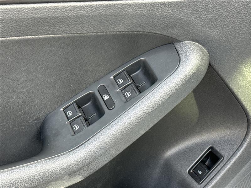 Volkswagen Jetta  2017