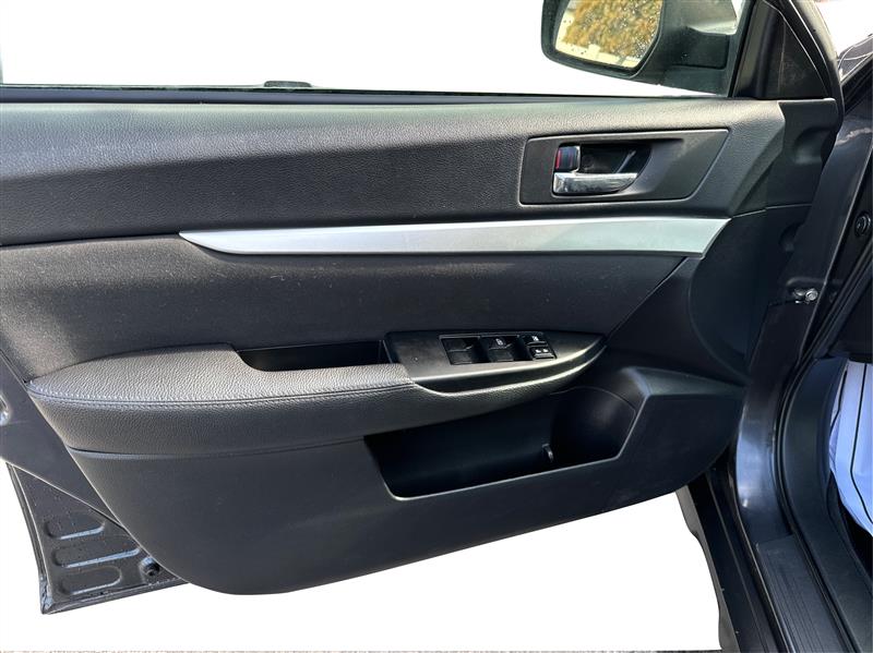 Subaru Outback  2011