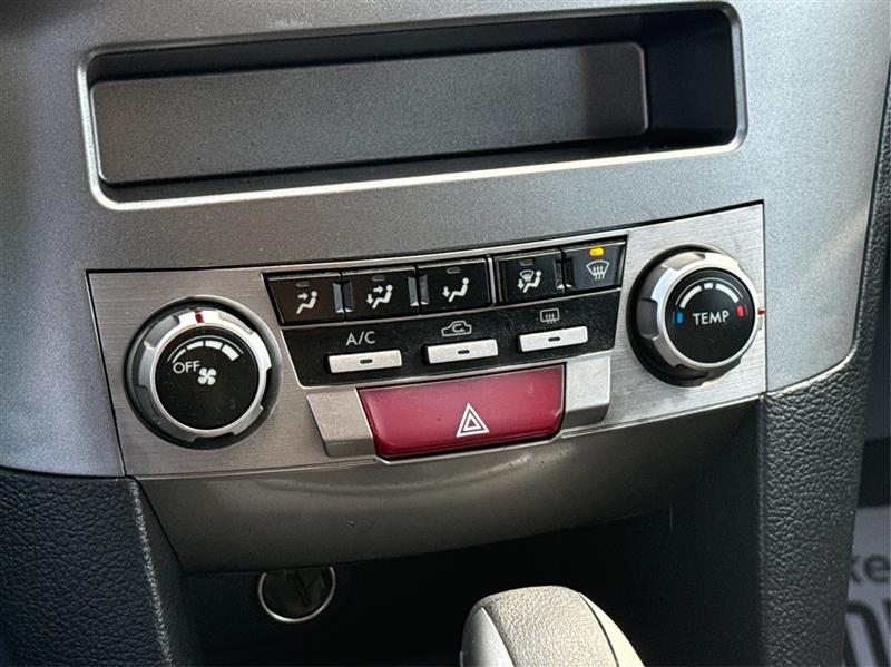 Subaru Outback  2011