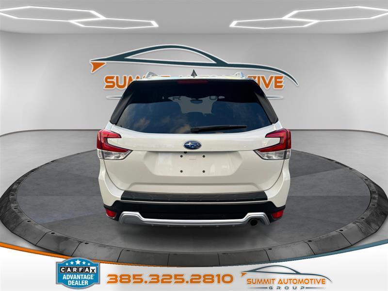 Subaru Forester  2024