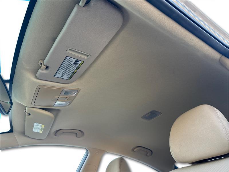 Hyundai Elantra  2013