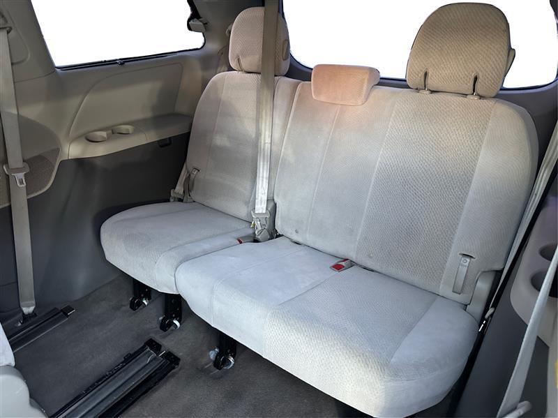 Toyota Sienna  2014