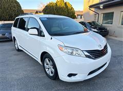 2014 Toyota Sienna 