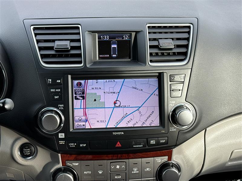 Toyota Highlander  2012