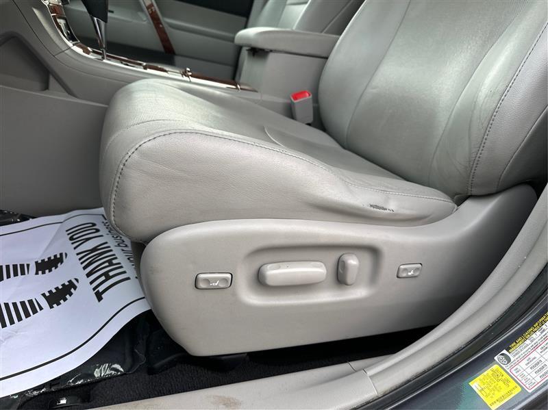 Toyota Highlander  2012