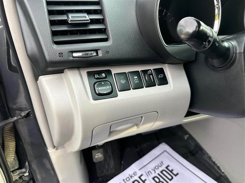 Toyota Highlander  2012