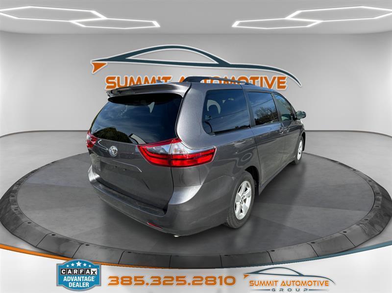 Toyota Sienna  2020