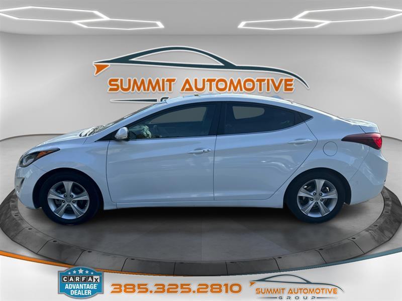 Hyundai Elantra  2016