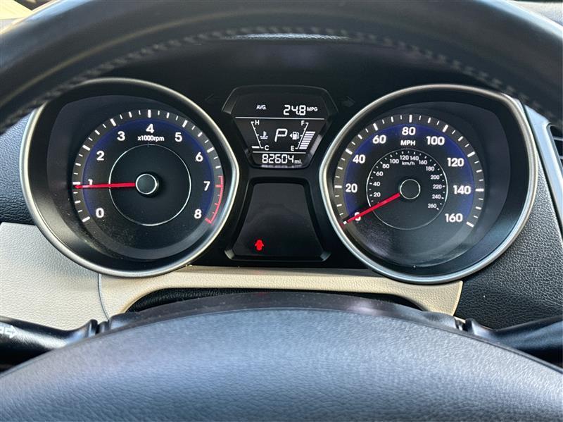 Hyundai Elantra  2016