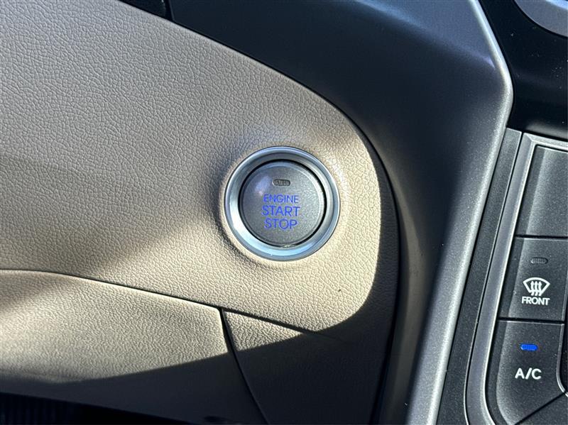 Hyundai Elantra  2016