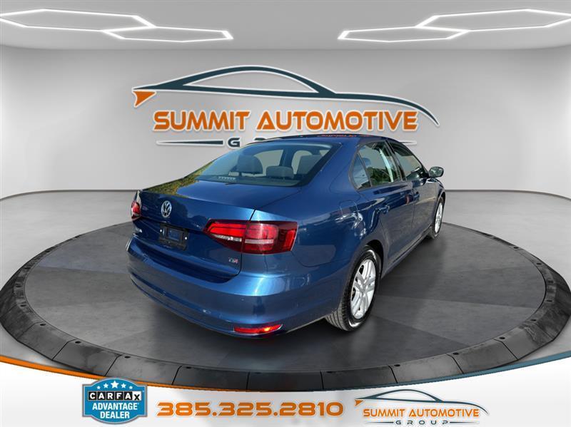 Volkswagen Jetta  2018