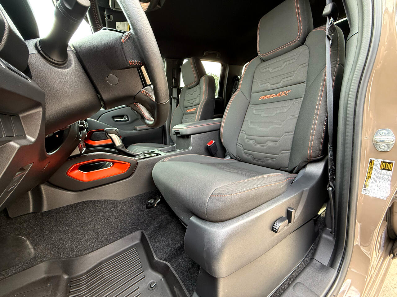 Nissan Frontier  2024