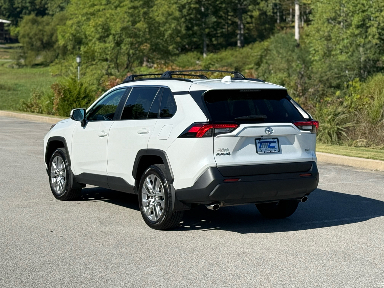 Toyota RAV4 XLE Premium 2025