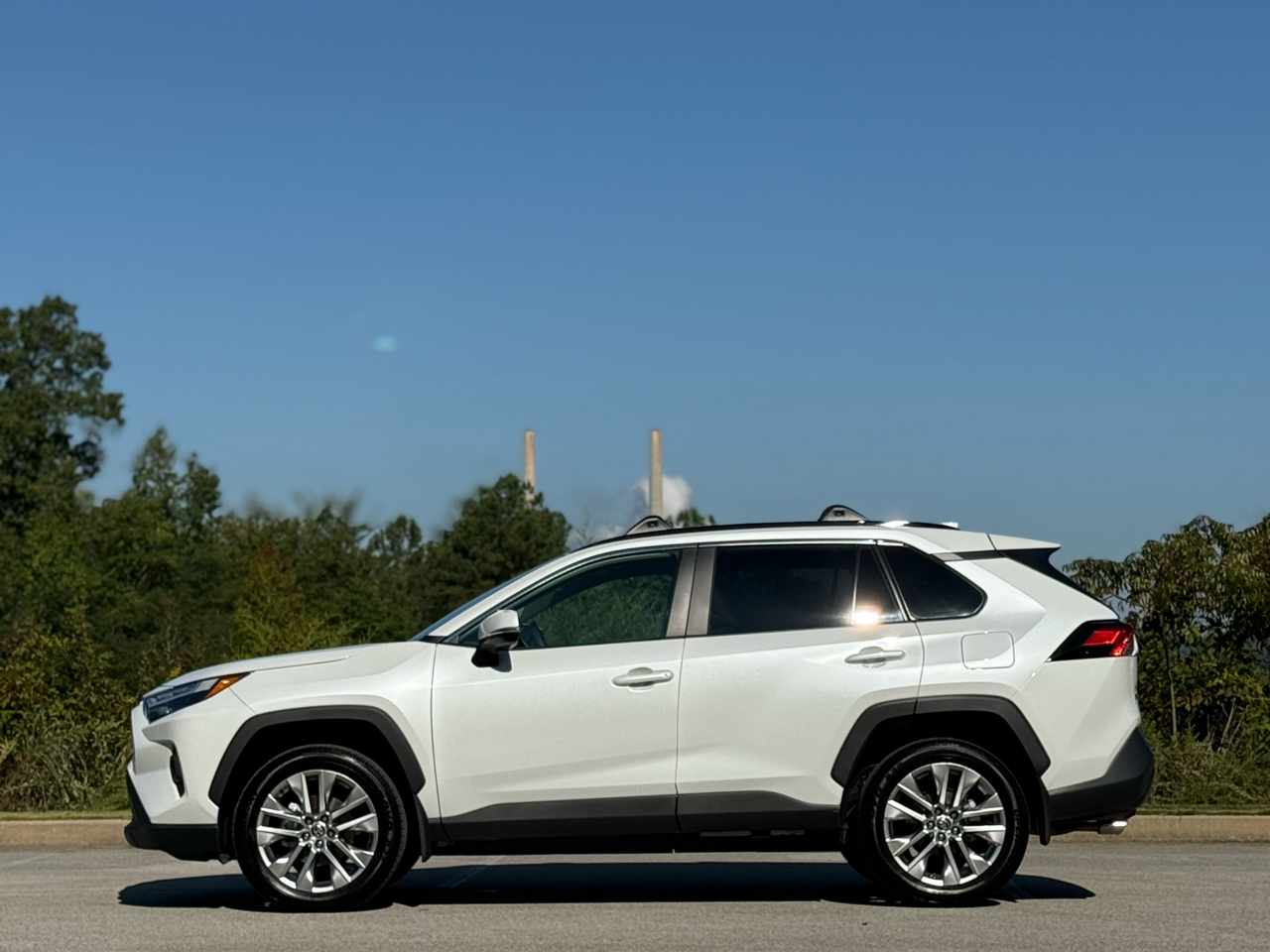 Toyota RAV4 XLE Premium 2025