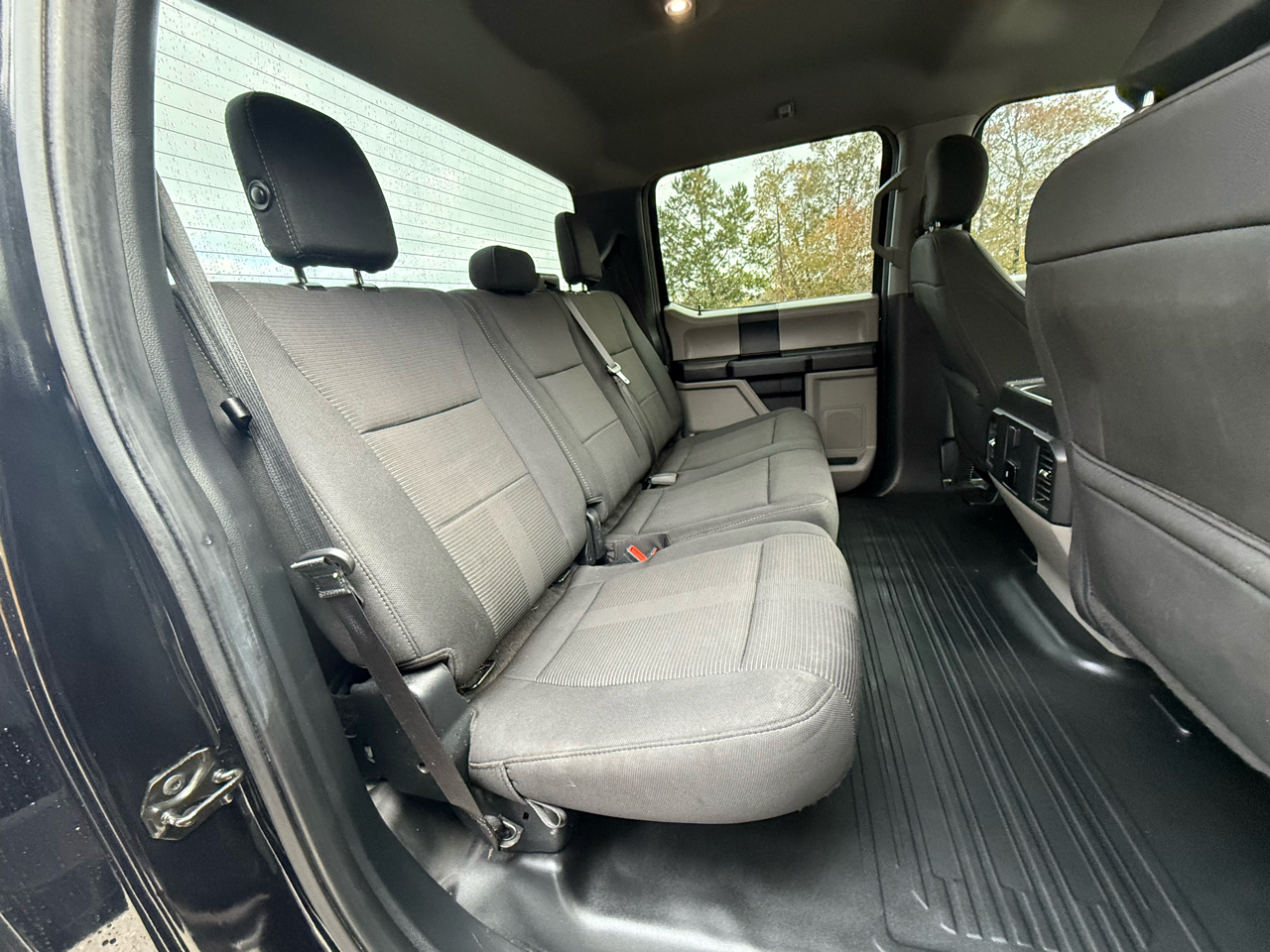 Ford F-150 4WD SuperCrew 145" STX 2019