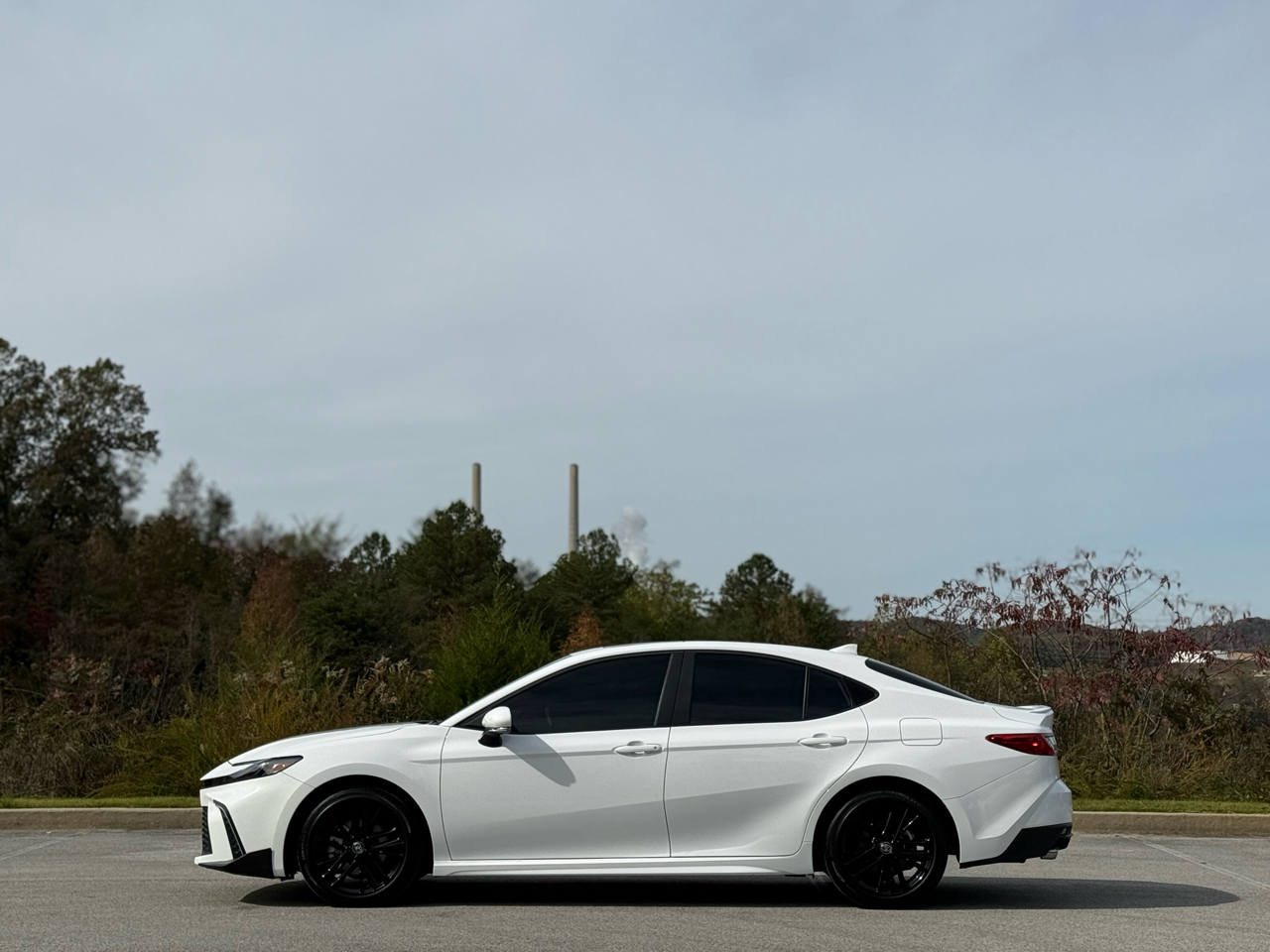 Toyota Camry Hybrid SE 2025