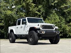 2024 Jeep Gladiator 