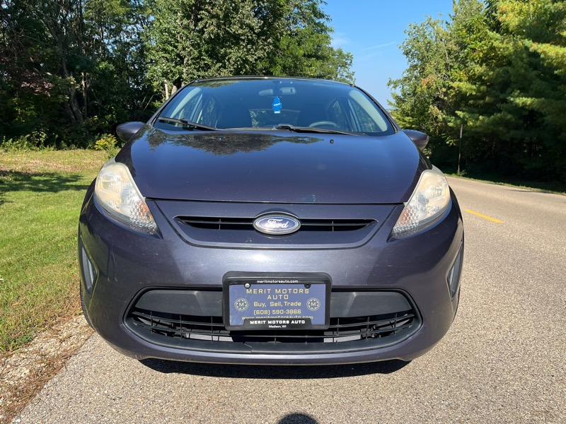 2013 Ford Fiesta SE Hatchback