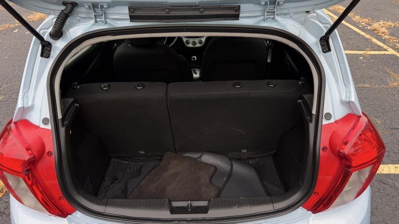 Chevrolet Spark photo 18
