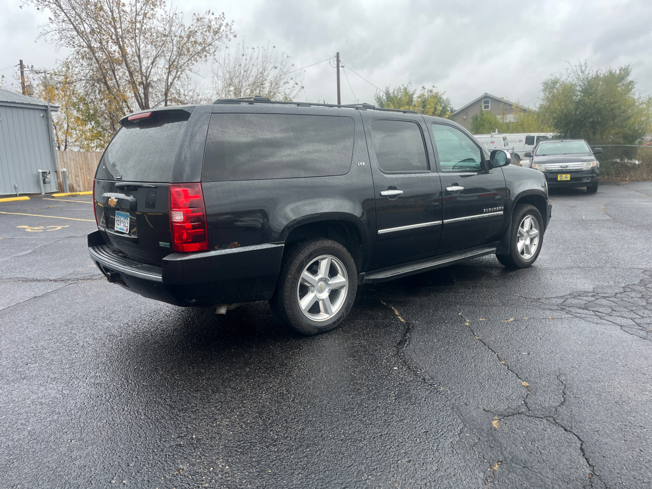 Chevrolet Suburban  2012 Chevrolet Suburban  2012