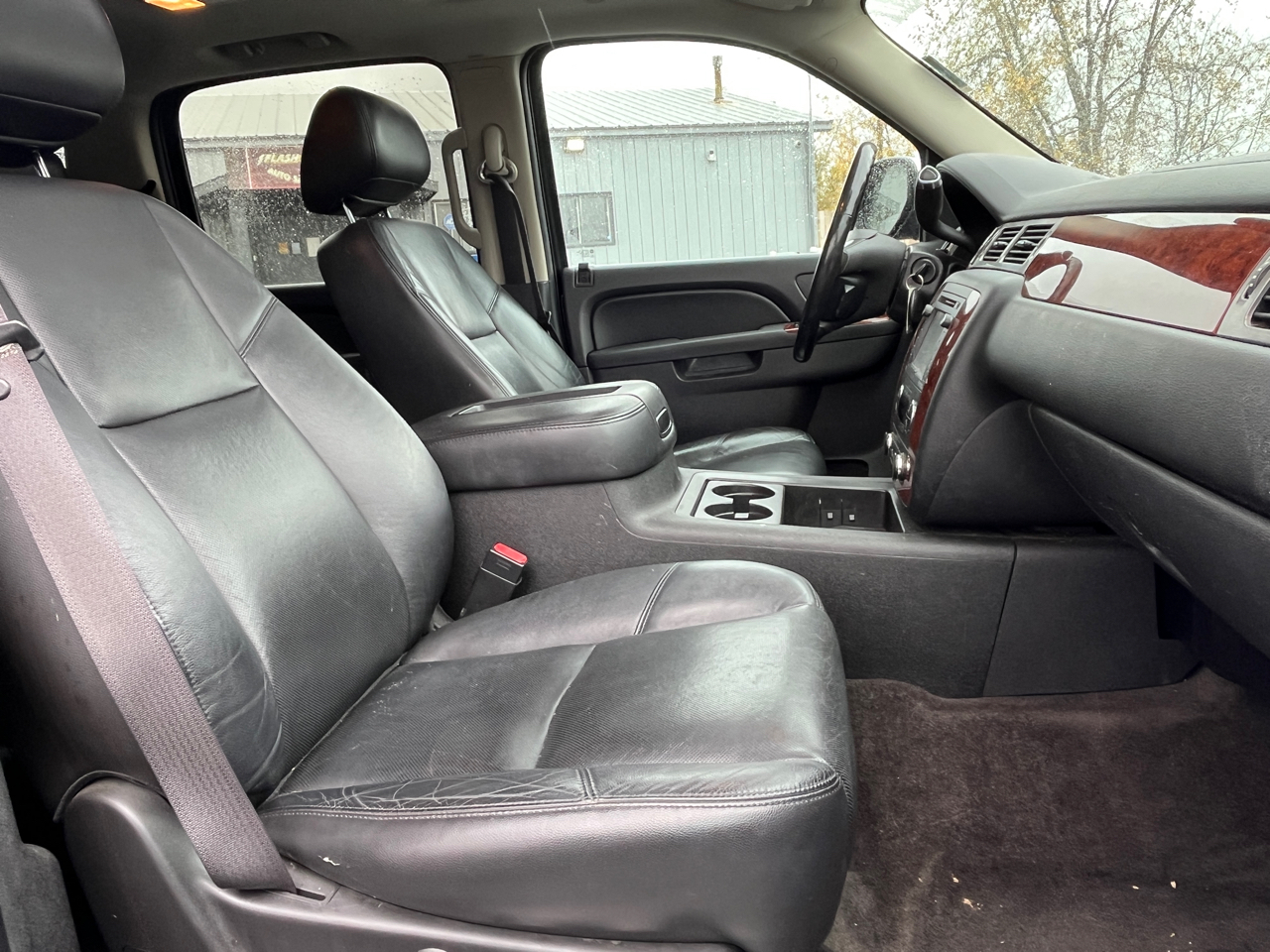 Chevrolet Suburban  2012 Chevrolet Suburban  2012