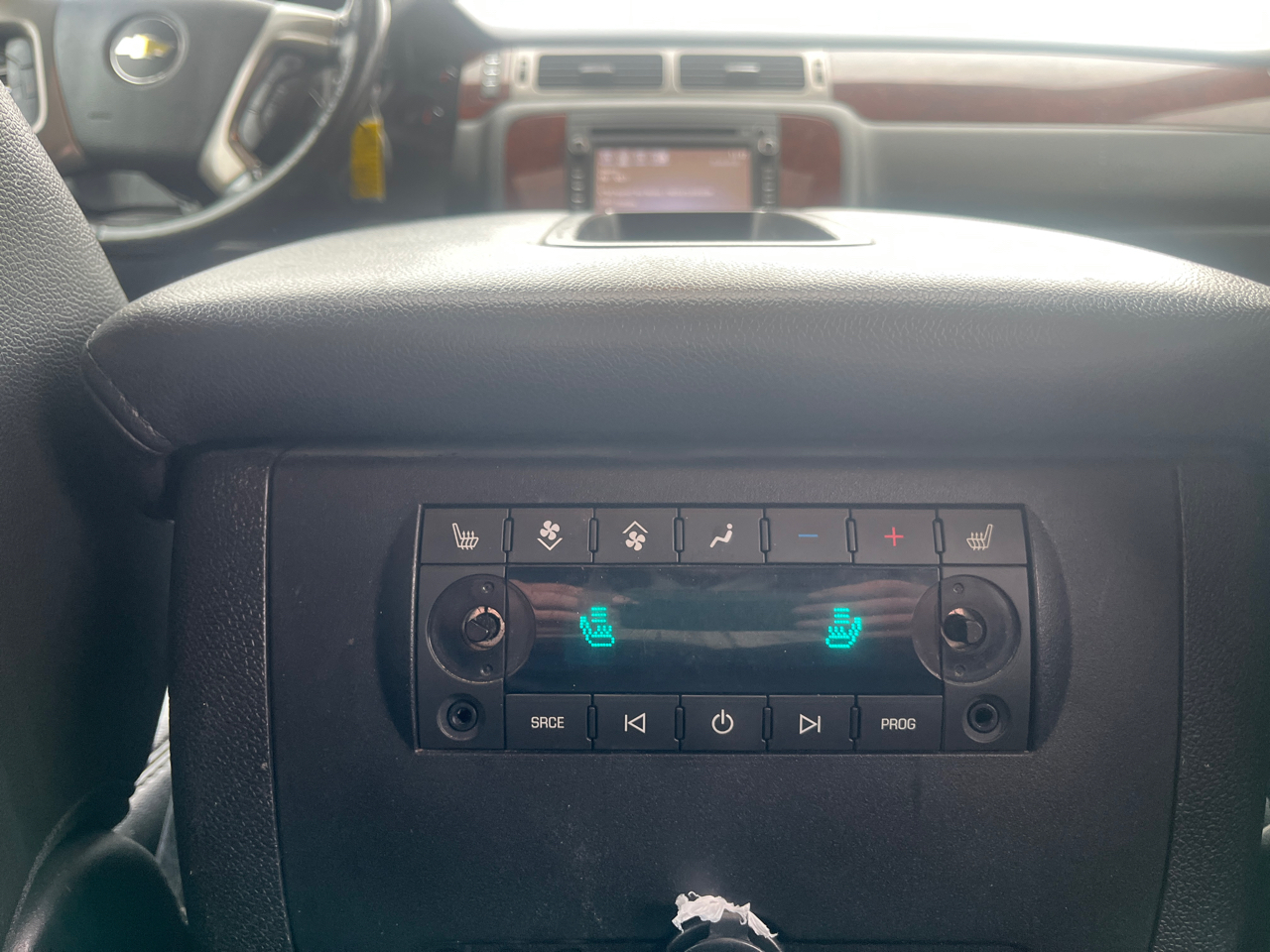 Chevrolet Suburban  2012 Chevrolet Suburban  2012