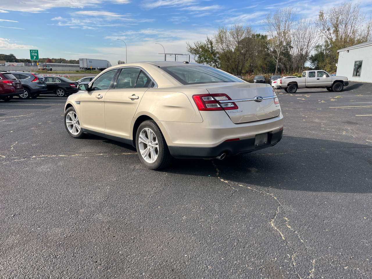 Ford Taurus  2018 Ford Taurus  2018
