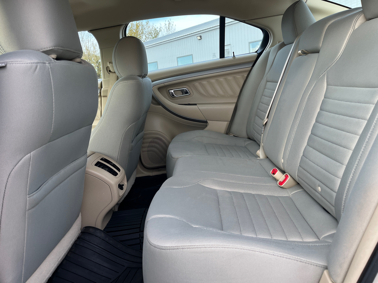Ford Taurus  2018 Ford Taurus  2018