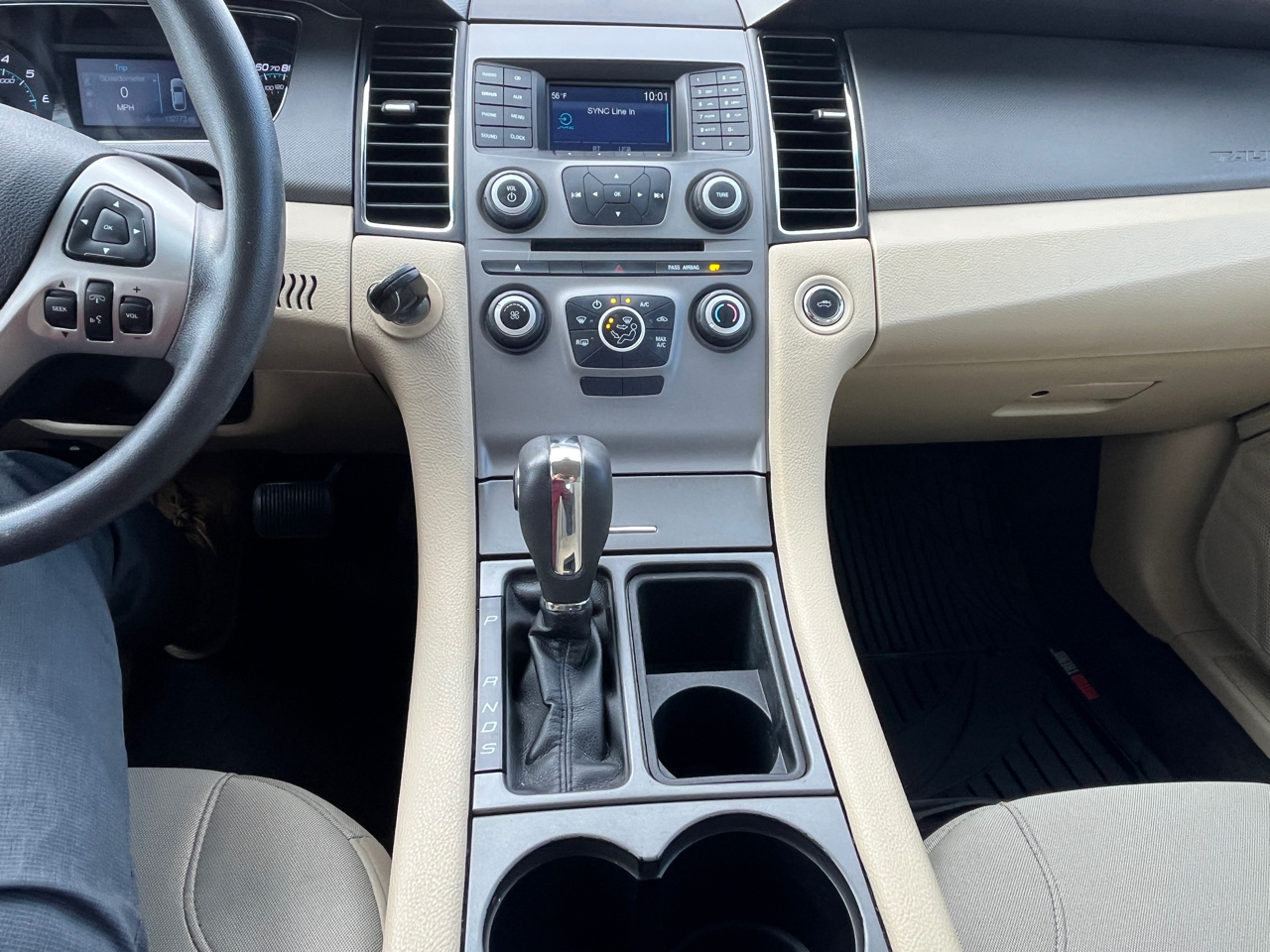 Ford Taurus  2018 Ford Taurus  2018