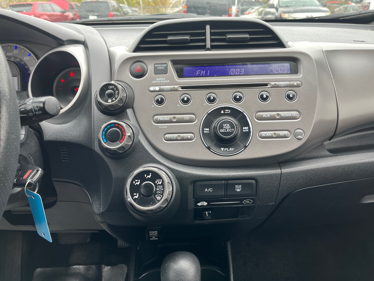 Honda Fit Sport 4D Hatchback 2009 Honda Fit Sport 4D Hatchback 2009
