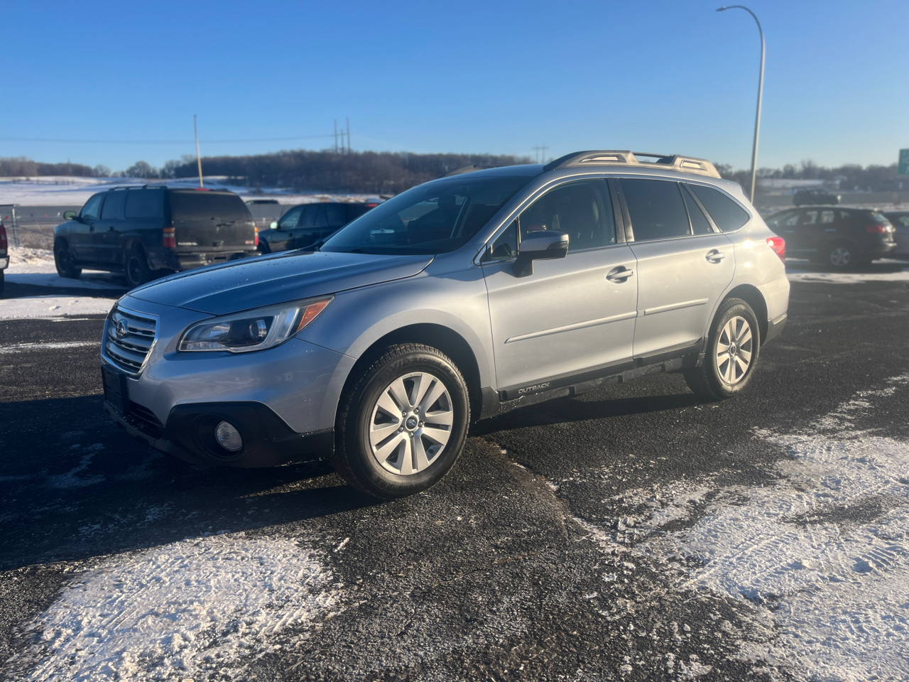 2015 Subaru Outback Premium's photo