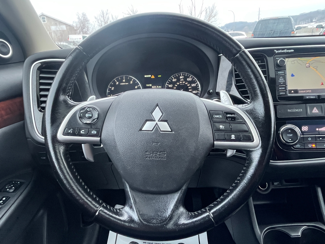 Mitsubishi Outlander  2014