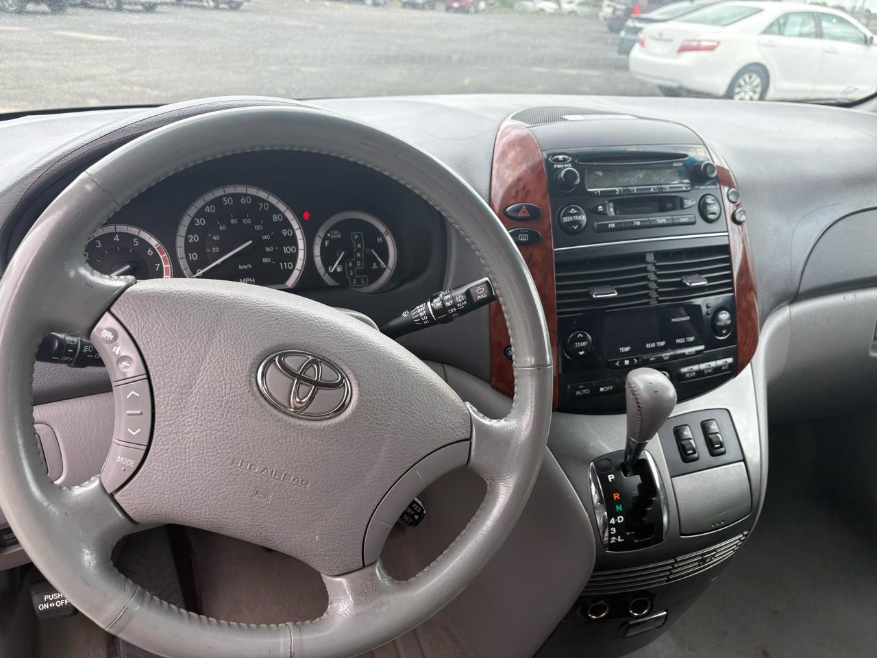 Toyota Sienna 5dr XLE AWD (Natl) 2004